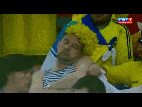 гифки-украина-Уснул-футбол-208579.gif