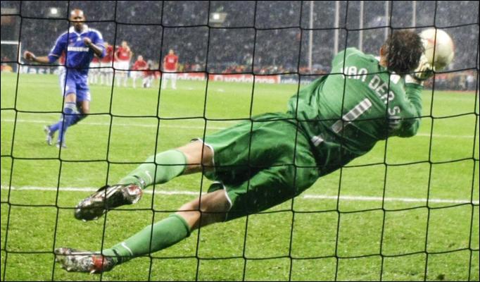 1 van der sar.jpg