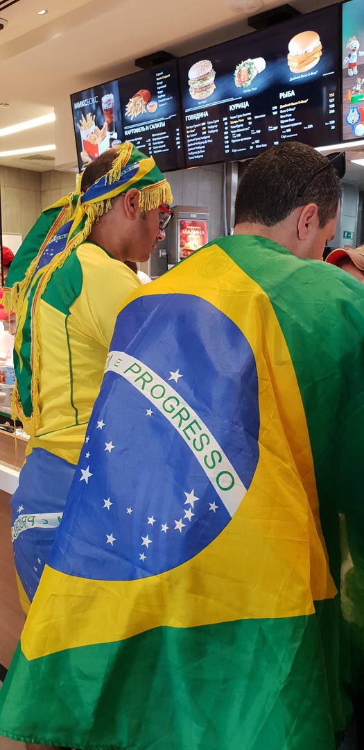 Бразилы в харчевне..jpg